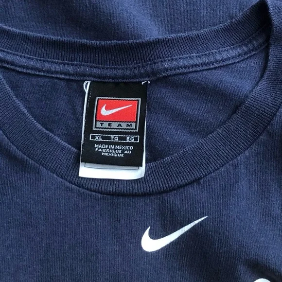 Nike Graphic Short Sleeve Top Size XL/TG. - Picture 3 of 7